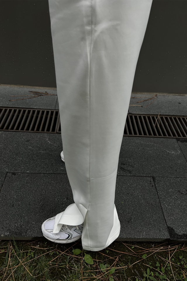 Beyaz Yırtmaç Detay Pantolon ATE2066 - 2