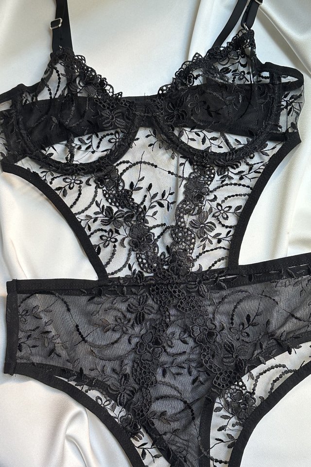 Black Lace Detail Bodysuit ATE-1663 - 1