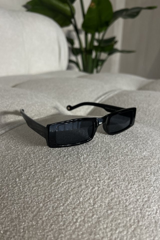 Black Rectangle Sunglasses ATE6748 - 2