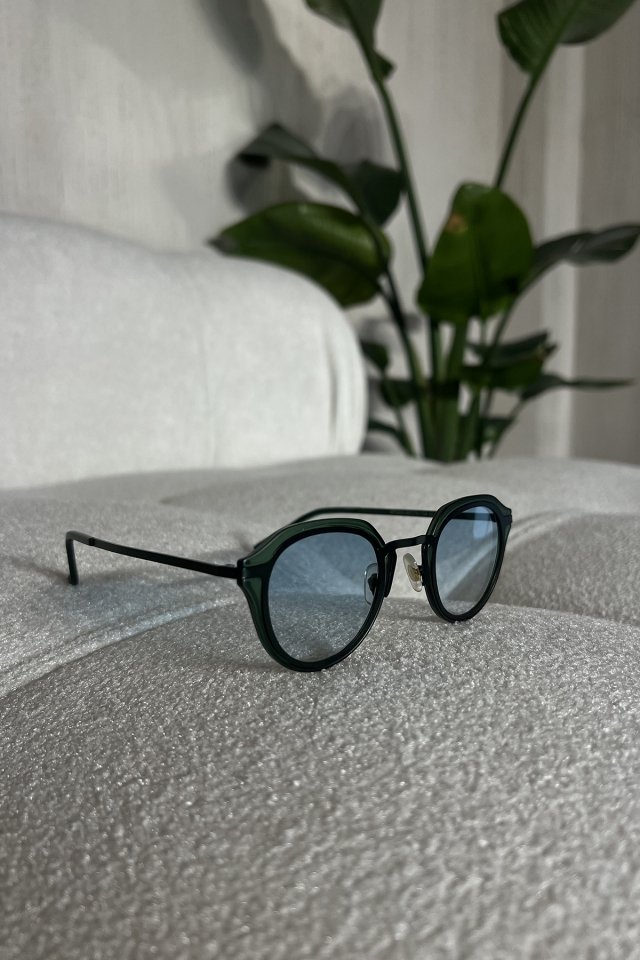 Black Thin Frame Sunglasses ATE6746 - 2