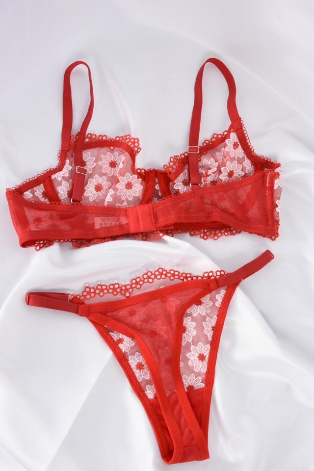 Red Daisy Set ATE4598 - 4