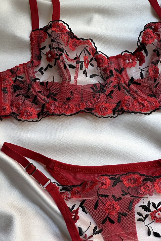 Red Flower Detail Underwear ATE-1825 - 2