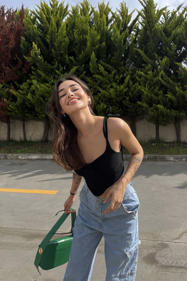 Siyah Askılı Crop Top ATE6519 - 5