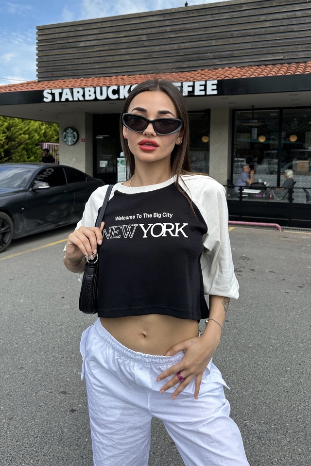Siyah New York Yazılı Crop Top ATE7331 