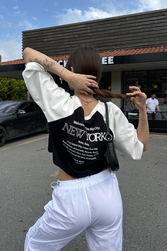 Siyah New York Yazılı Crop Top ATE7331 - 3
