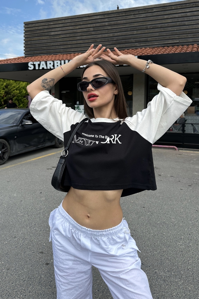 Siyah New York Yazılı Crop Top ATE7331 - 5