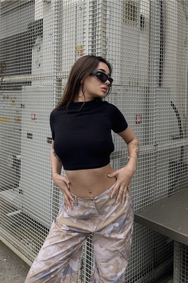 Siyah Sırtı Bağlamalı Crop Top ATE6710 - 2