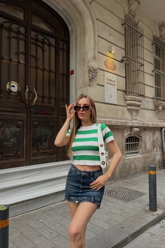 Yeşil Bisiklet Yaka Crop Top ATE6828 - 2